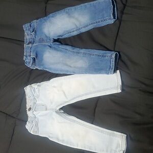 2 pairs of 2T Garanimals jeans